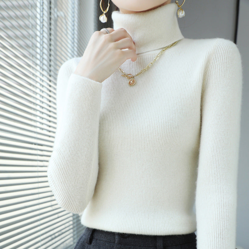 Slim Fit Women's Turtleneck Short Pure Wool Sweater